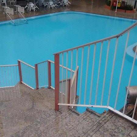 Caldas Novas - Flat Parque Das Aguas Quentes - As Piscinas Mais Quentes De Caldas!! מראה חיצוני תמונה
