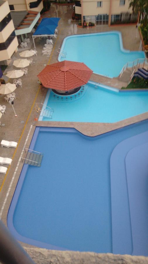 Caldas Novas - Flat Parque Das Aguas Quentes - As Piscinas Mais Quentes De Caldas!! מראה חיצוני תמונה